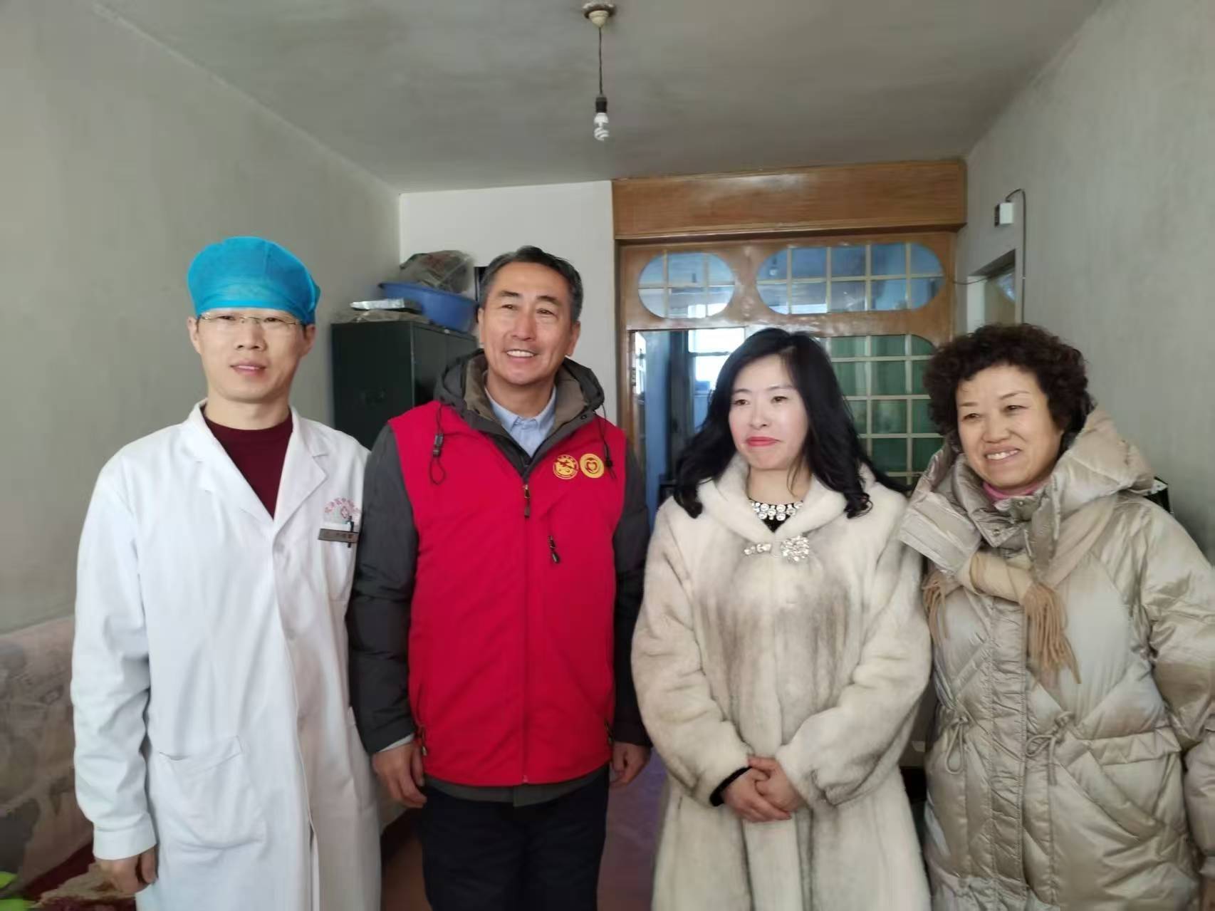 牙温暖窗帘行动老人爱游戏ayx爱心种(图2)