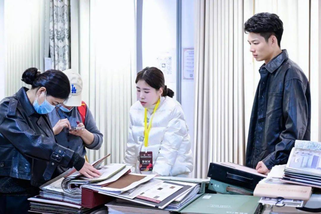 有实效第十五届柯桥窗帘展完美交卷！爱游戏爱体育收官参展效果好、采购(图2)